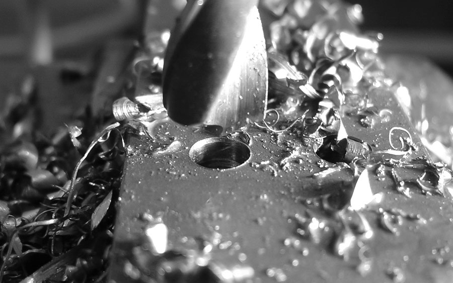 00068_entgraten_mit_bohrer